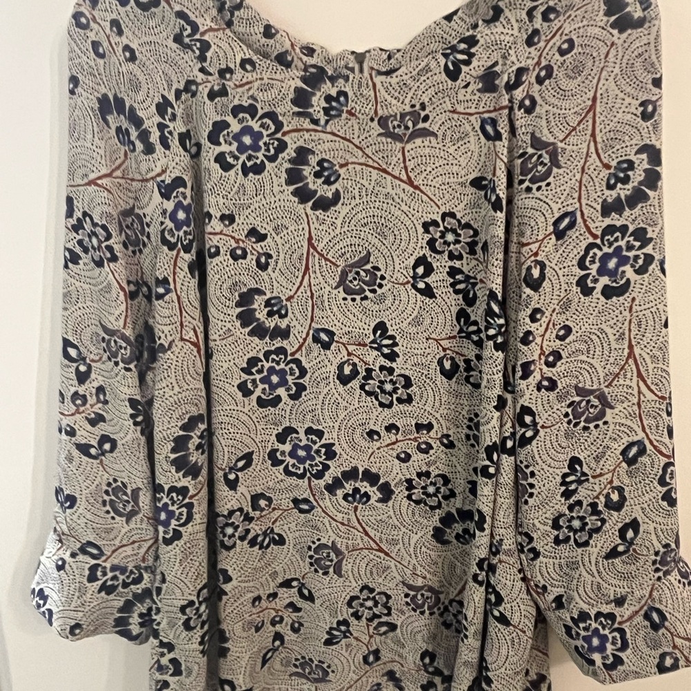 Daniel Rainn Navy and Cream Floral Blouse
